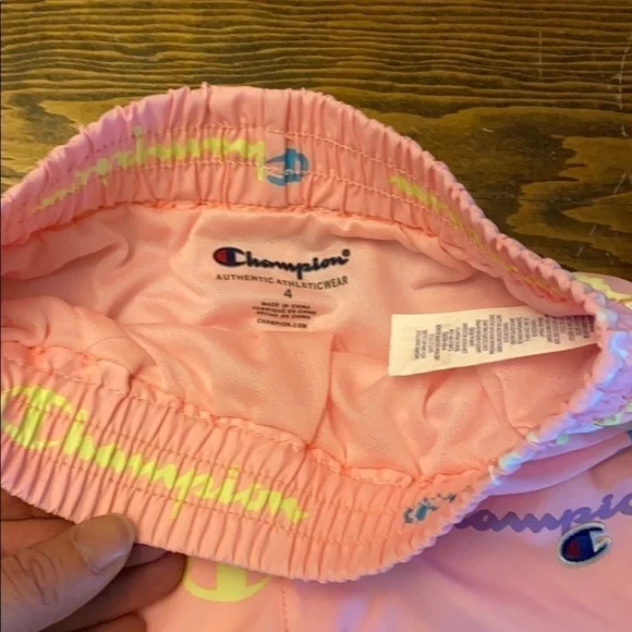 CHAMPION girls shorts - Picture 4 of 4